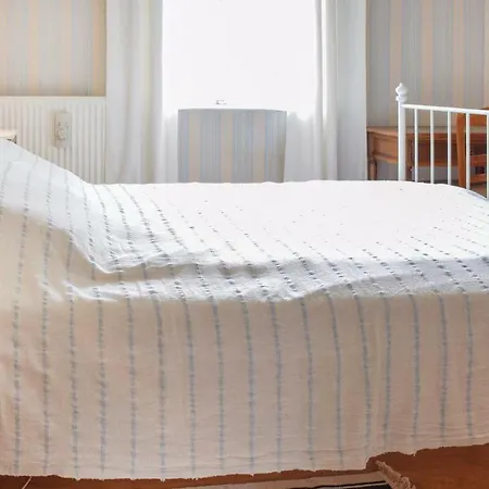 4 Bedroom Awesome In