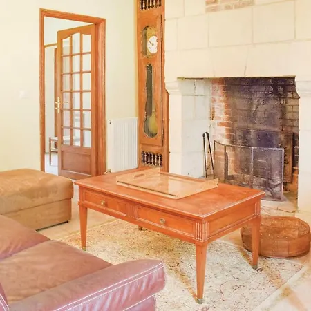 4 Bedroom Awesome In *