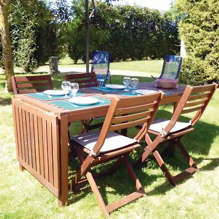 4 Bedroom Awesome In Feriehus Chicheboville