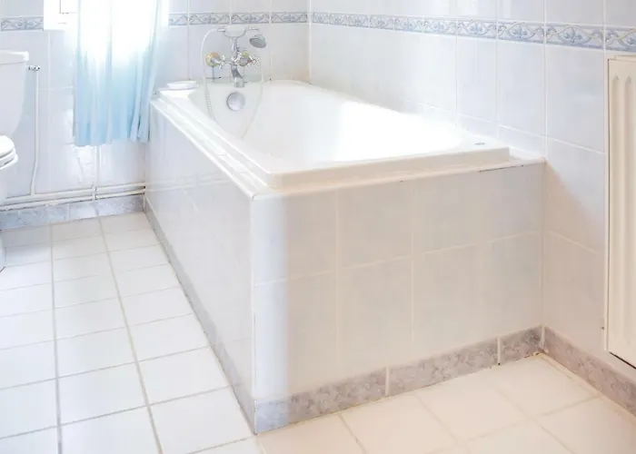 Semesterbostad 4 Bedroom Awesome In *