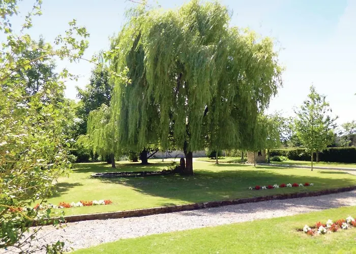 Semesterbostad 4 Bedroom Awesome In Chicheboville